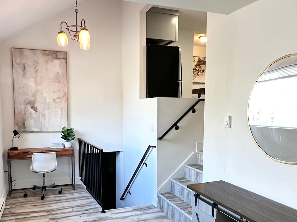 Astoria 4BR Nr Riverwalk Fishing Coastal Views