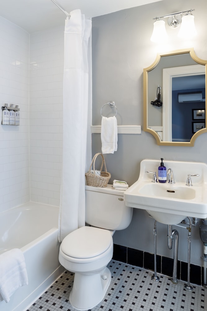 Lititz Springs Inn - Property Image 11