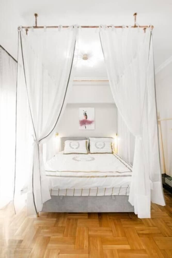 Luxury 3 by OTOTO