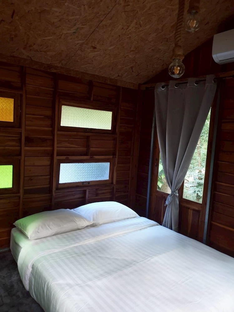 Phawaeng Resort