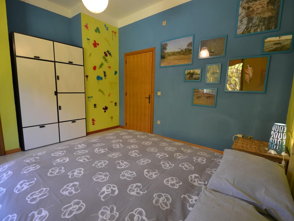 Spectacular Holiday Home in Pescia With Swimming Pool view 4