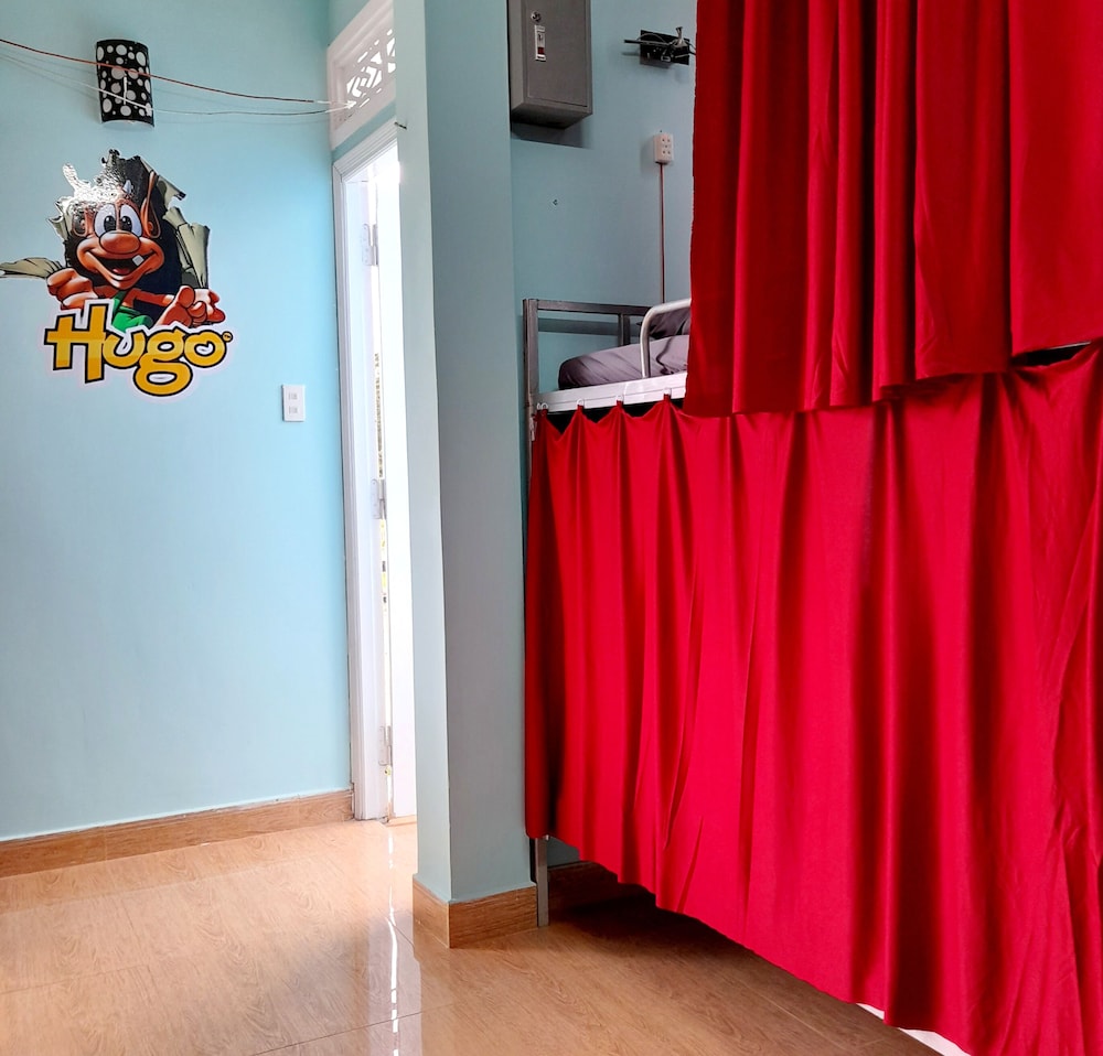 Hugo Family Hostel view 3