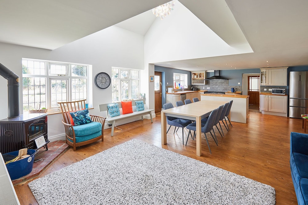 Driffield Vacations - Host Stay Easter Ende Cottage - Property Image 2
