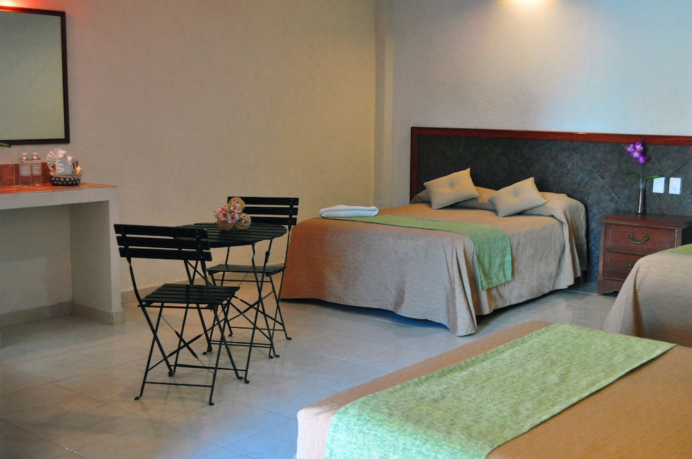 HOTEL NICTE-HA - Image 1