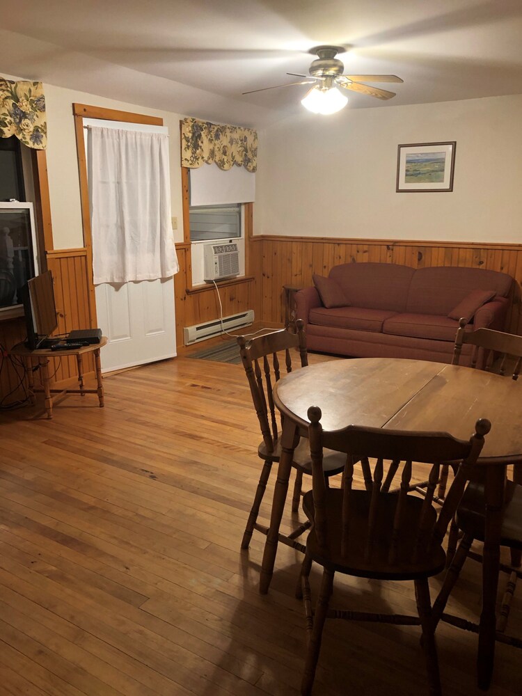 Shining Waters Cottages