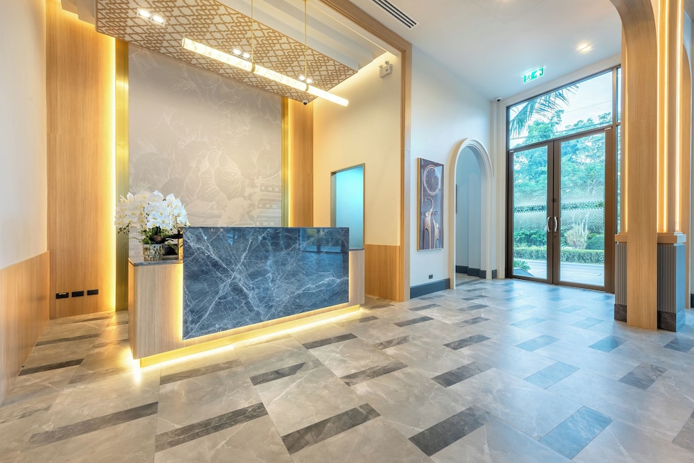 A.Z. Sunrise Resort & Fitness Club