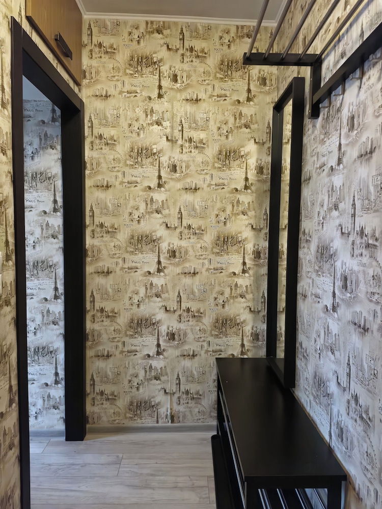 Apartment near Komarovsky Market
