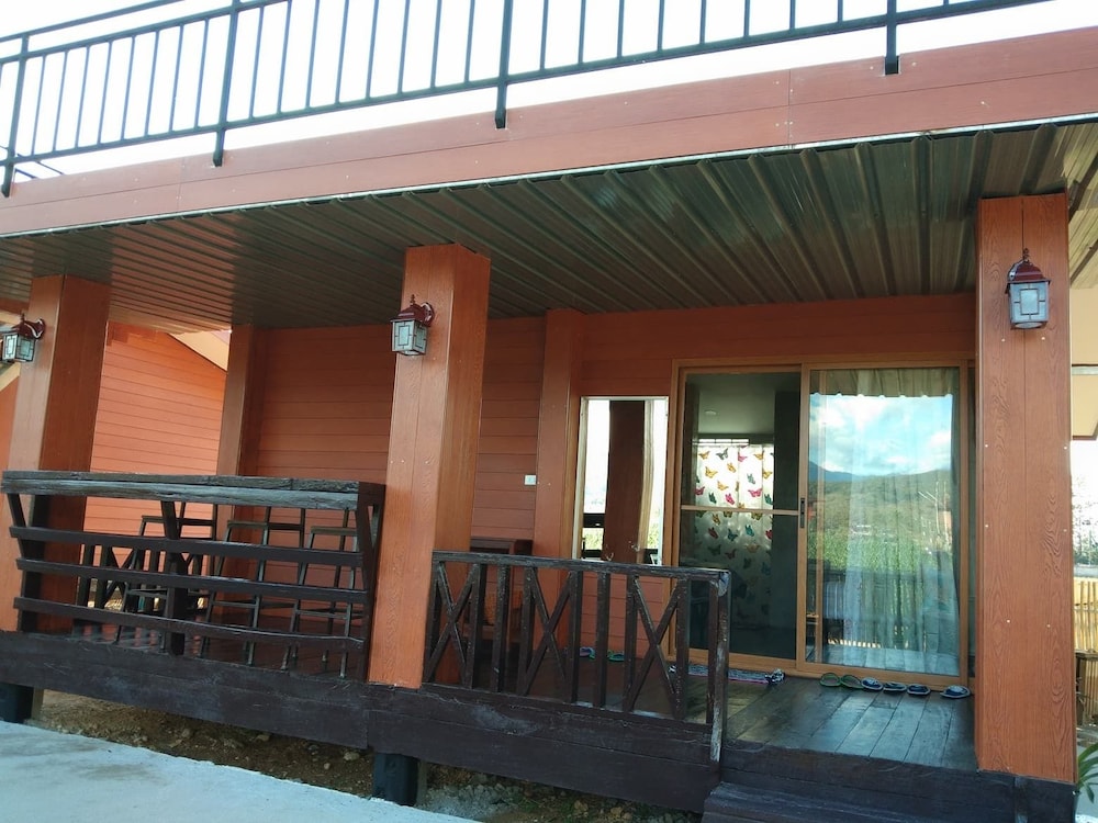 Phu Resort