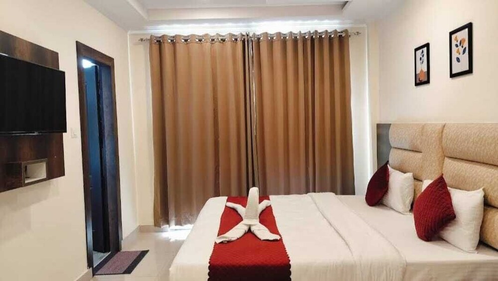 MOUNT INN HOTEL