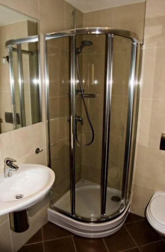 Krakow Vacations - Atlantic Hotel - Property Image 6