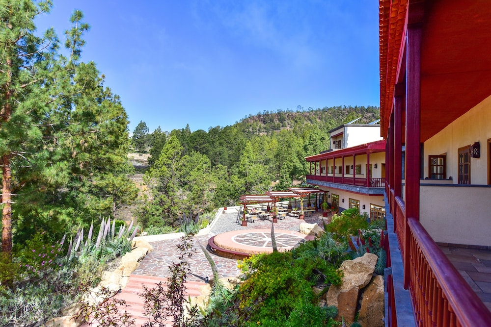 Hotel Spa Villalba - Image 1