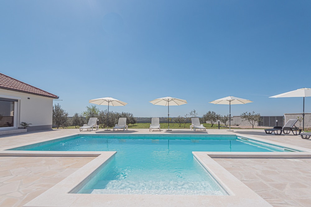 Villa Sandra Zadar Villas
