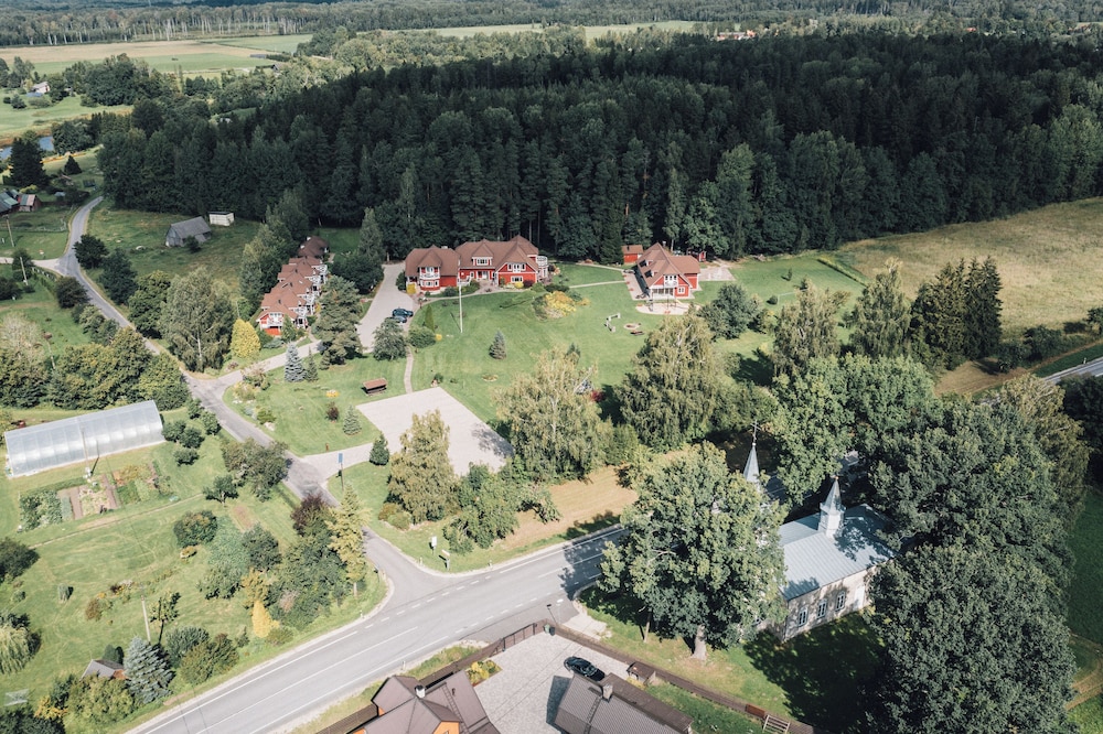 Klaara-Manni Holiday Center