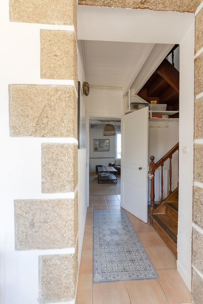 House in Ploudalmezeau by Rock Beach