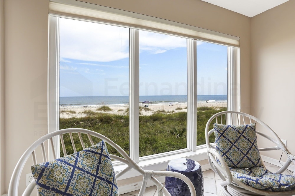 Kingsland Vacations - Renovated Seaside Condo with Gorgeous View of the Ocean by RedAwning - Property Image 1