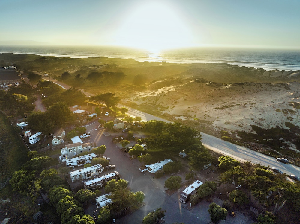 Marina Vacations - Marina Dunes RV Resort - Property Image 5