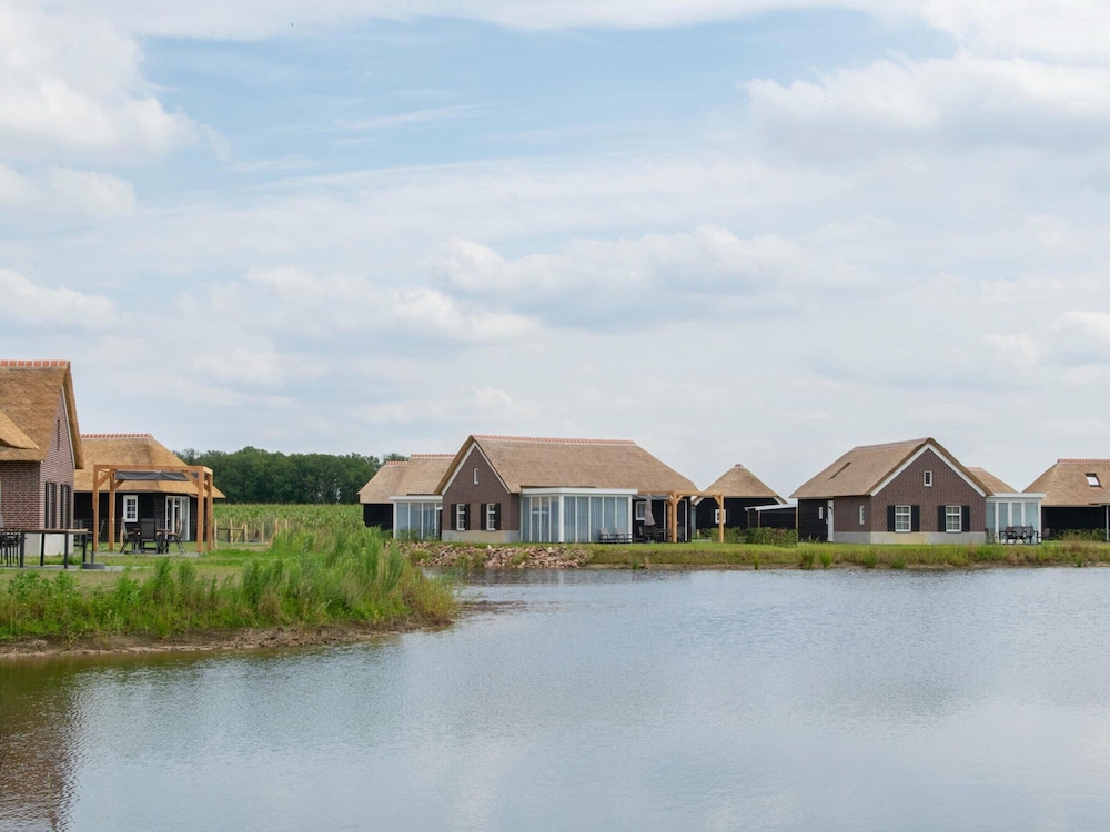 Chalet Near Eindhoven in a Green Oasis