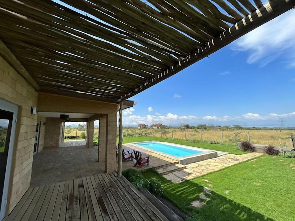 Lux Suites Leilani Annex Naivasha
