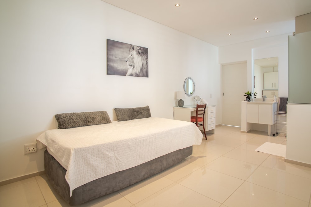 Funkey Villas