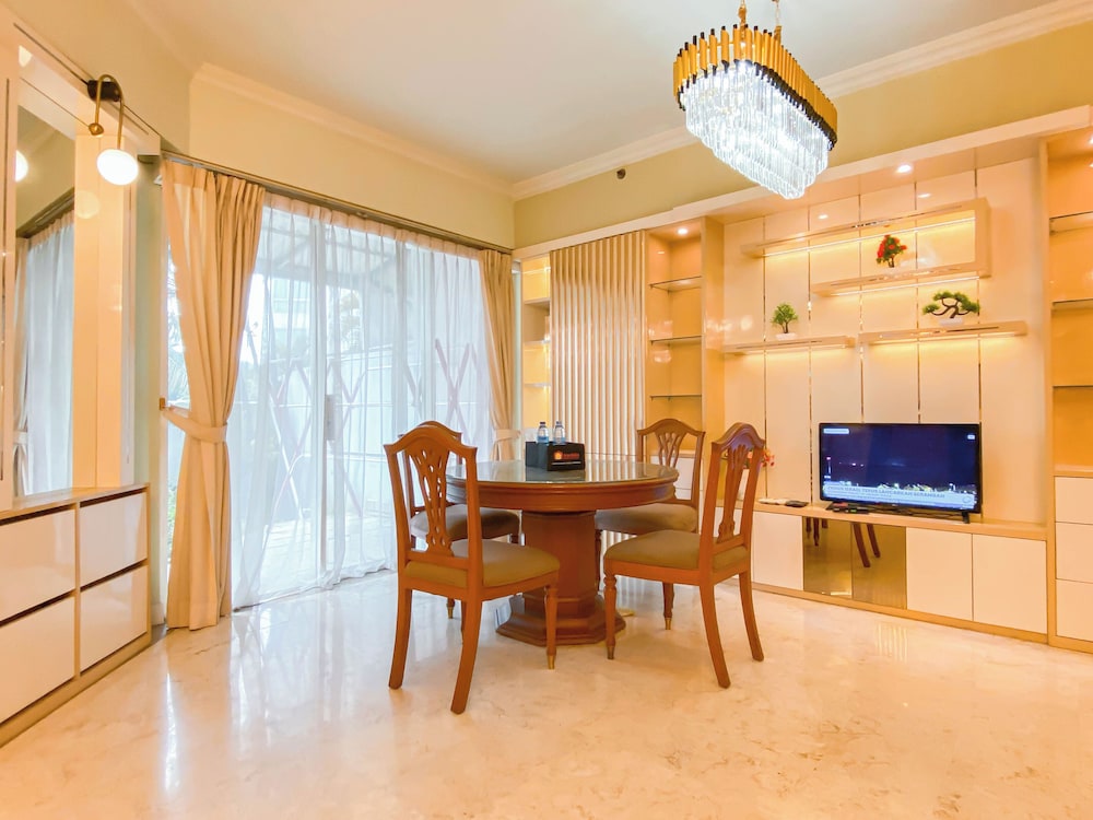Elegant And Homey 3Br Puri Casablanca Apartment