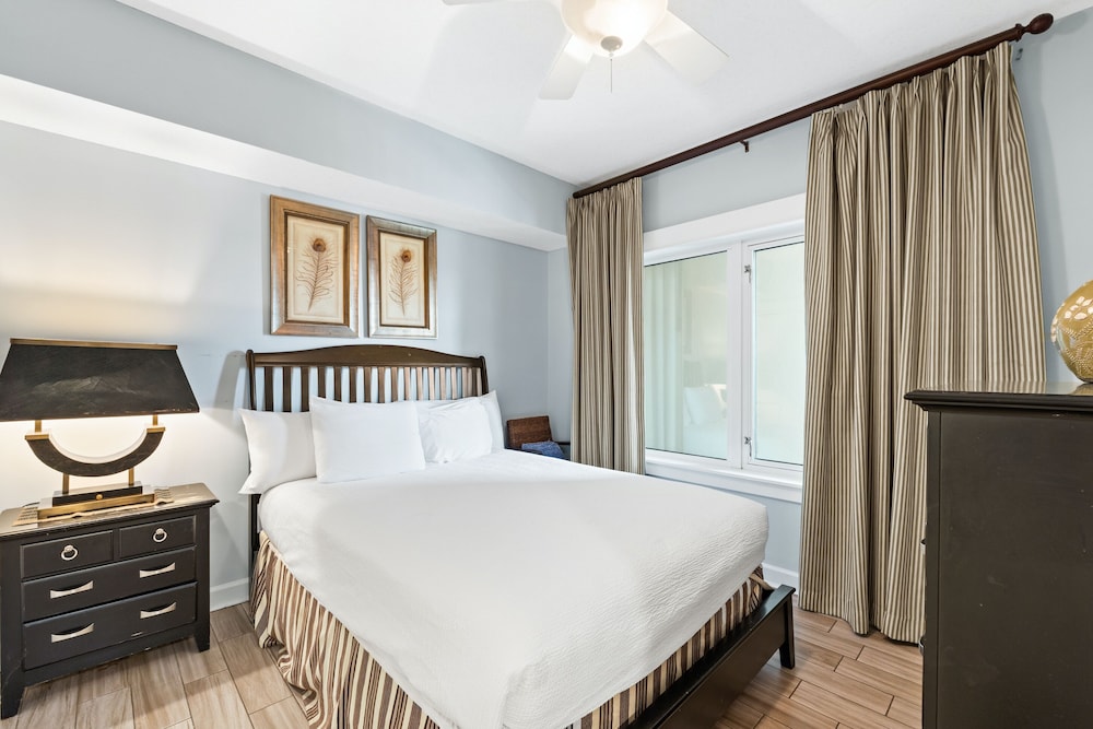 Grand Panama Beach Resort by Panhandle Getaways