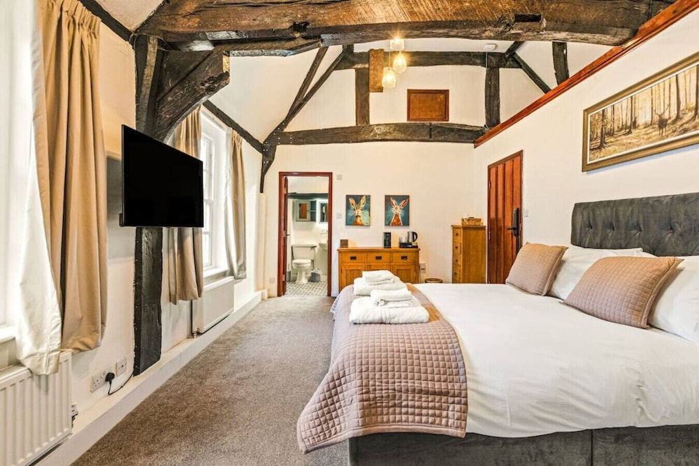 The George Inn Hotel Rooms - Room 2