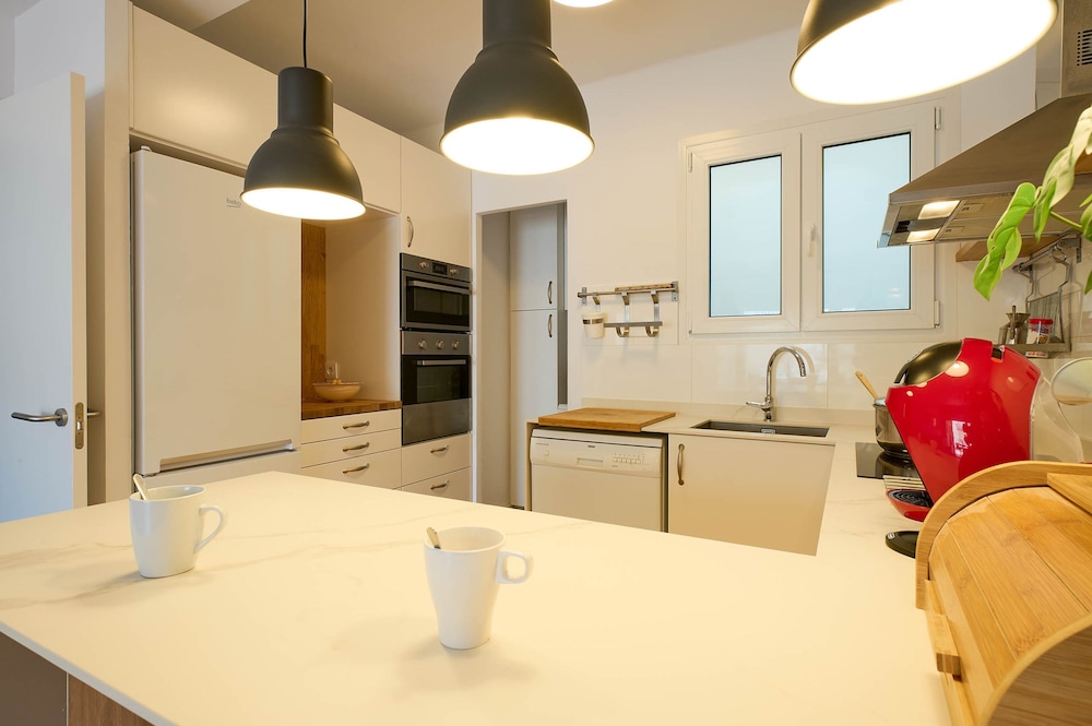Llevant in Llafranc With 3 Bedrooms and 2 Bathrooms
