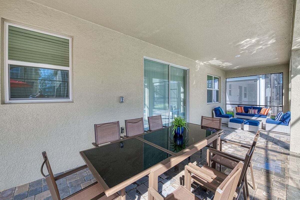 10br Storey Lake Home w/ Game Room, Pool & Spa Near Disney
