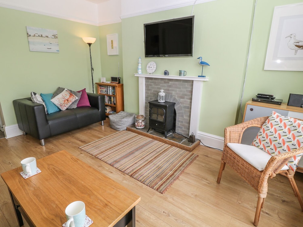 Two Tides Cottage view 4