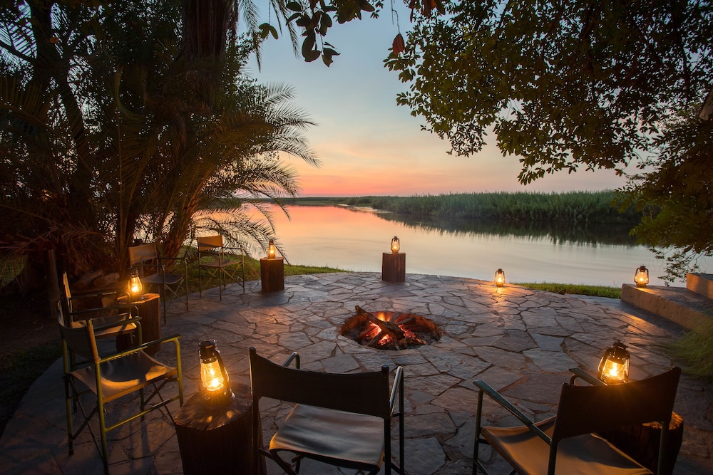 Xaro Lodge