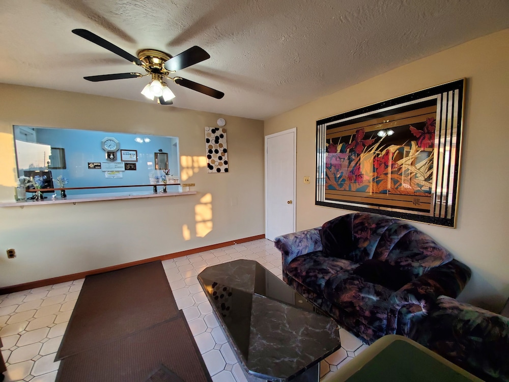 Royal Motel