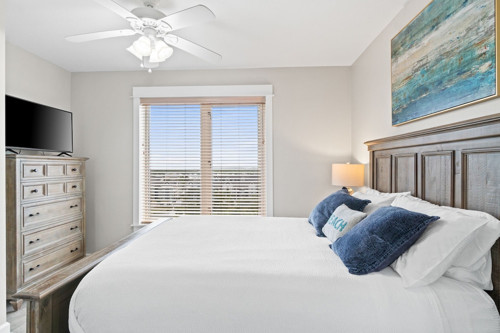 Grand Panama Beach Resort by Panhandle Getaways