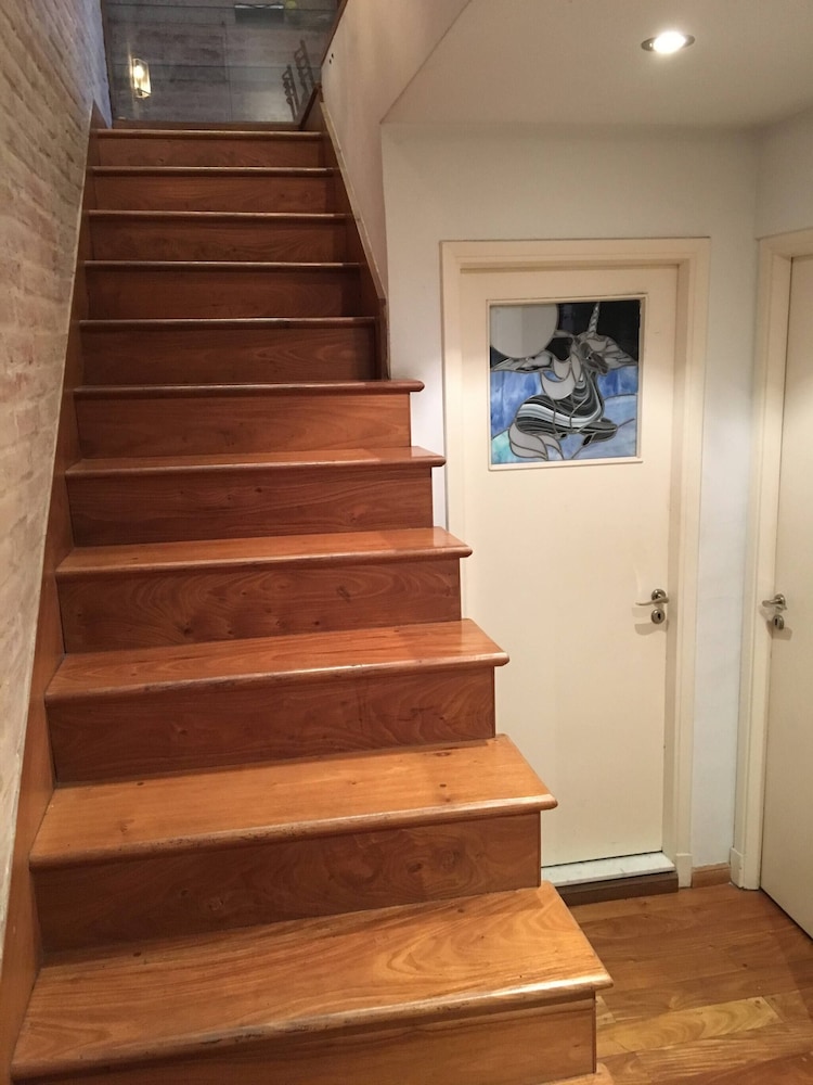 Hermoso Duplex De Estilo En El Corazón De Cañitas