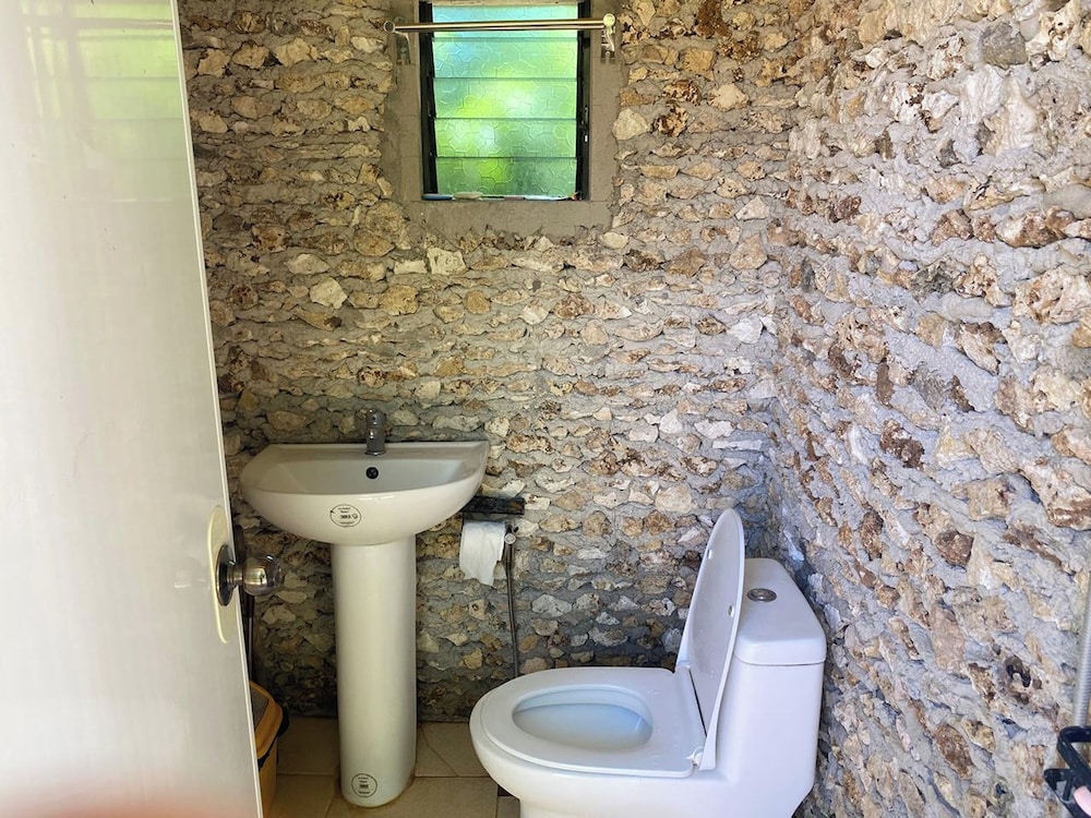 Rcm Ecolodge Inn