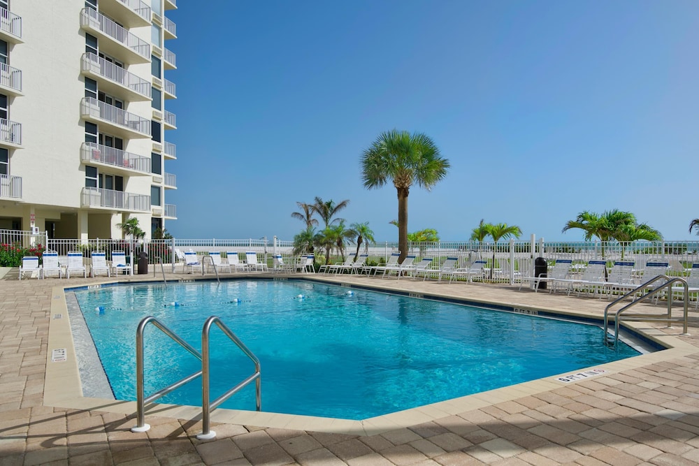 Estero Beach & Tennis Club-penthouse 3A