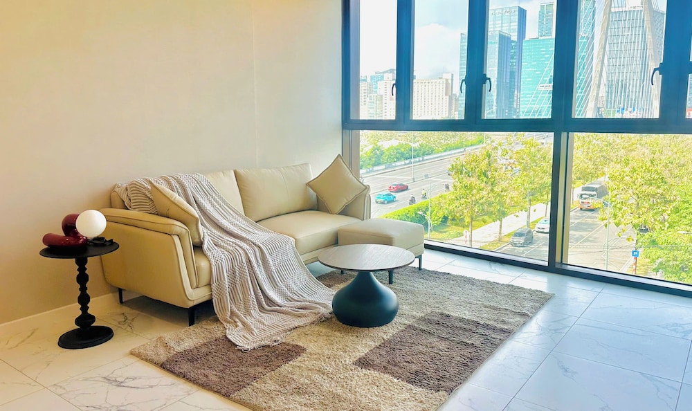 Metropole The Crest Thu Thiem Apartment