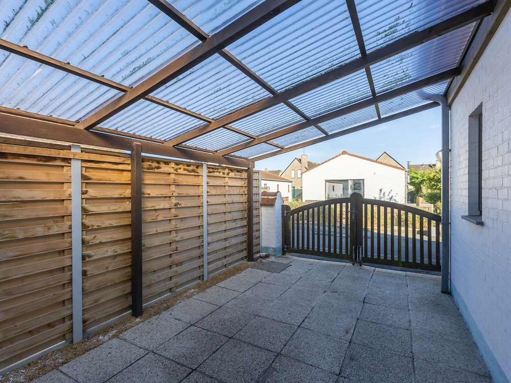 Charming Holiday Home Close to the sea