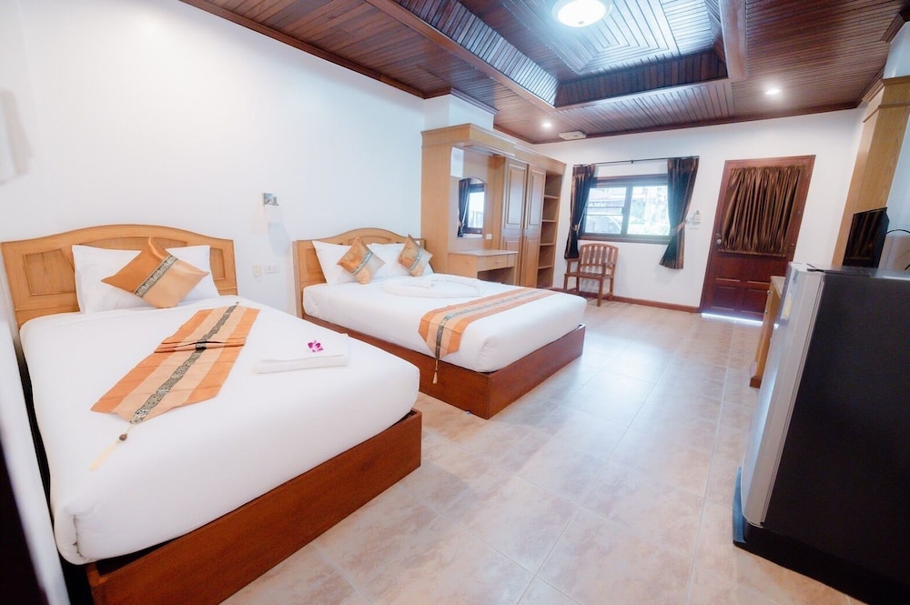 Coconut Grove Hotel Samui - Hostel