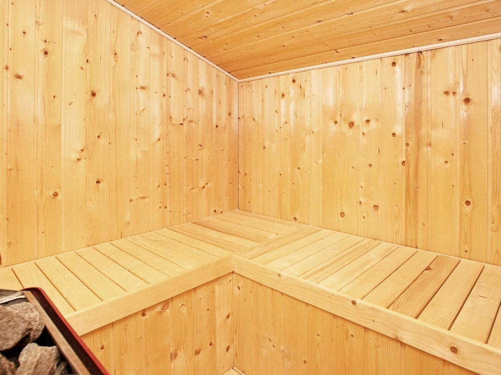 9 Person Holiday Home in Blokhus-by Traum view 5
