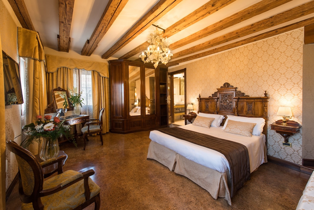 Palazzo Bembo - Exclusive Accommodation
