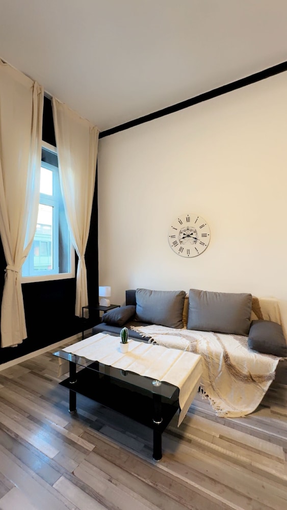 Cozy 1BR Apartment Near AKH Vienna