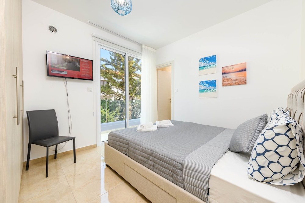 Green Bay Villa No13 view 4