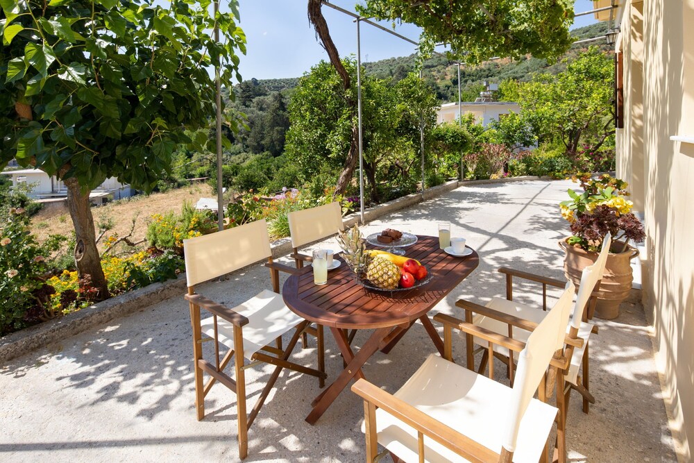Casa Alta with mountain views view 3