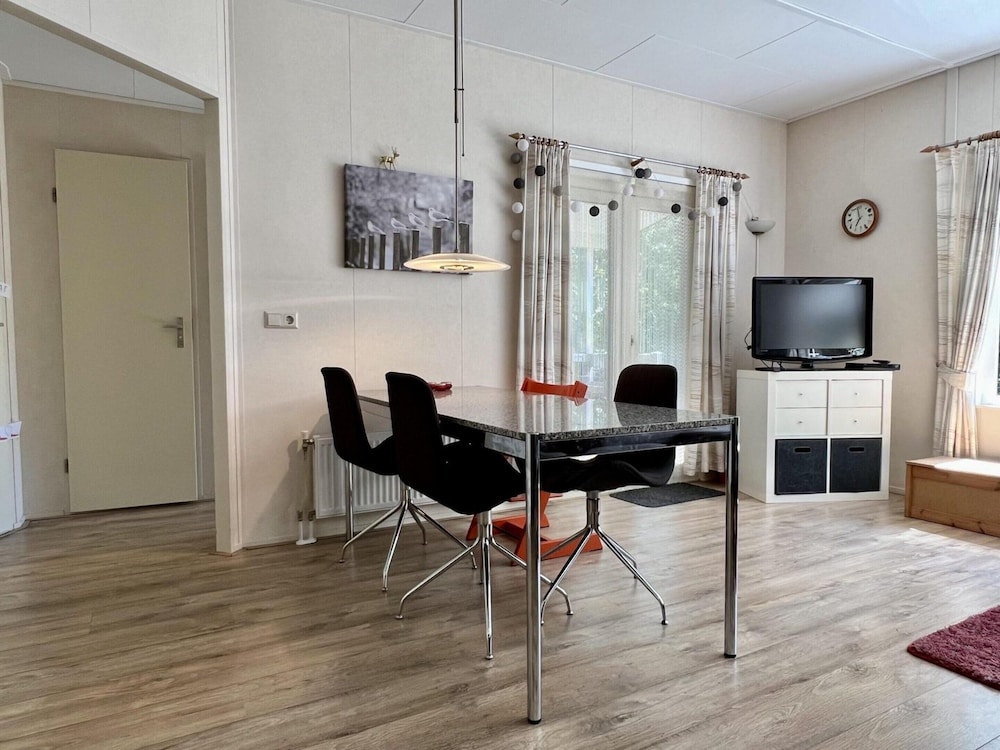 Small Family Chalet Close to Beach