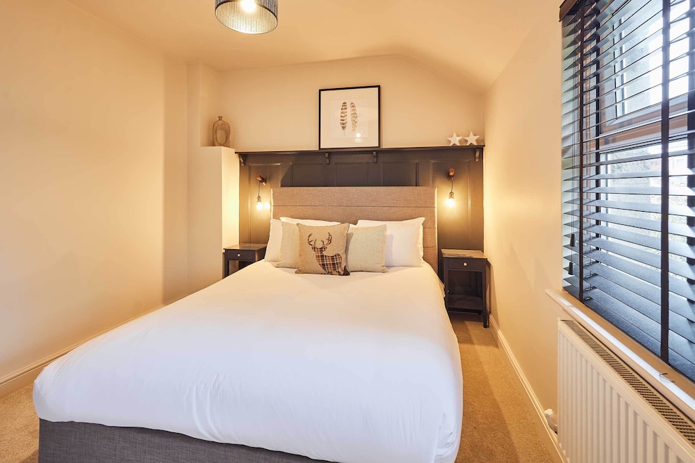 Host Stay Daisy Cottage
