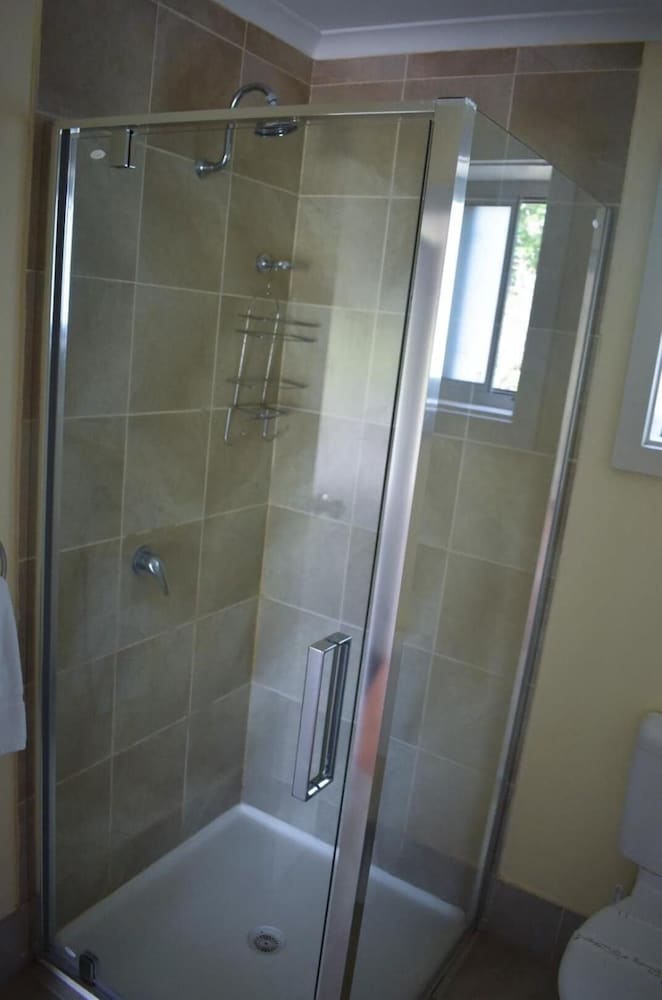 Clarendon Chalets
