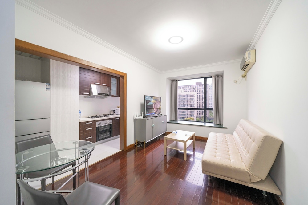 Tyms Cozy 1BR APT Gubei Carnival Court