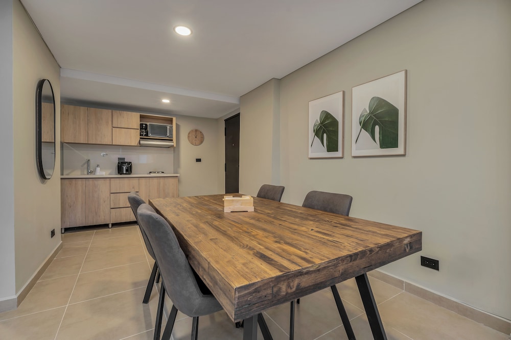Apartamentos Oslo Tesoro by HOUSY HOST