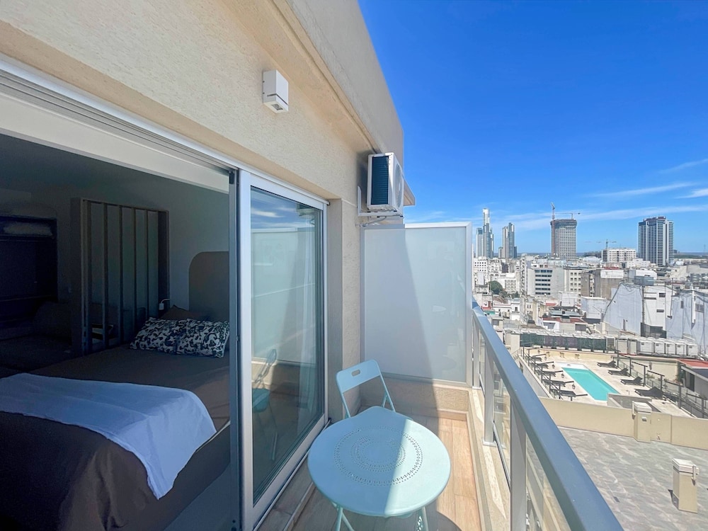 Modern & Cozy Studio in San Telmo w Swimming Pool and Exclusive Services
