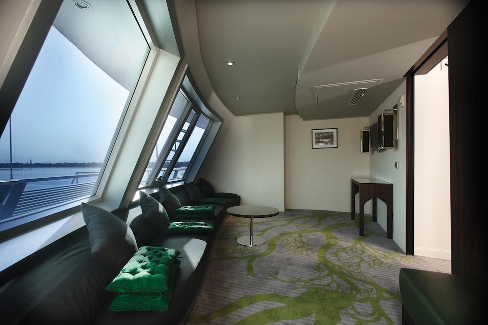 Movenpick MS Darakum view 5